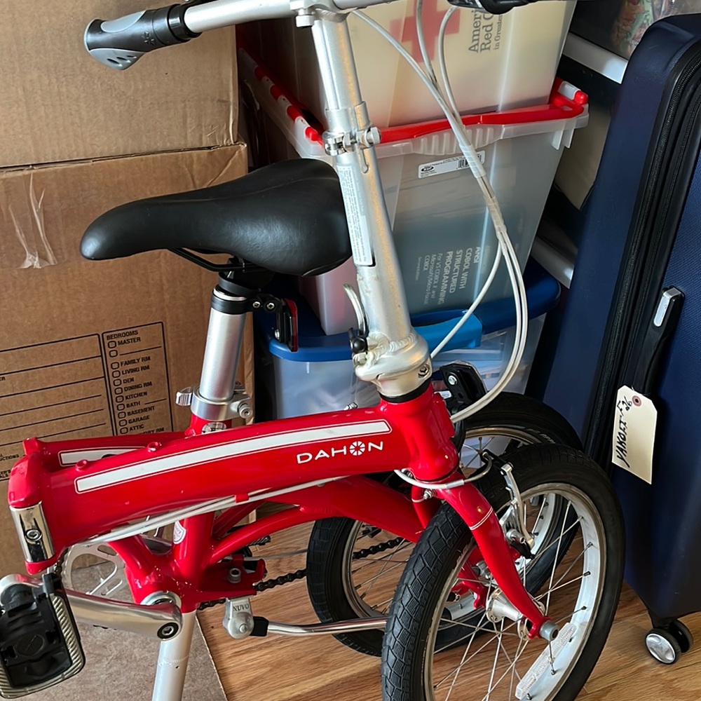 Brand new without box bike foldable maybe used few times good for apt foldable